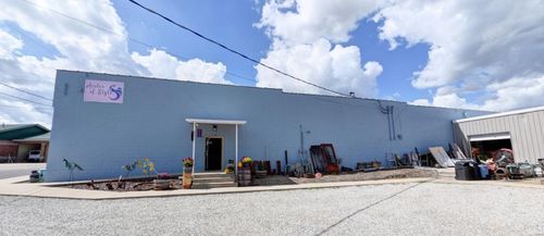 105 Margaret St, Cuba, MO, 65453-1777 | Card Image