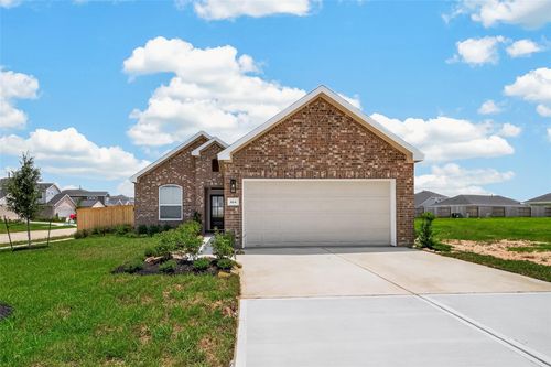 1435 Robertson Dr, Angleton, TX, 77515-7017 | Card Image