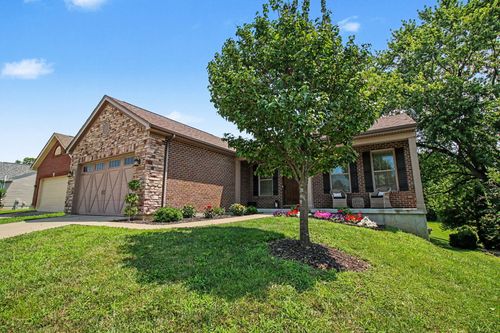 9374 Lago Mar Ct, Florence, KY, 41042-4786 | Card Image