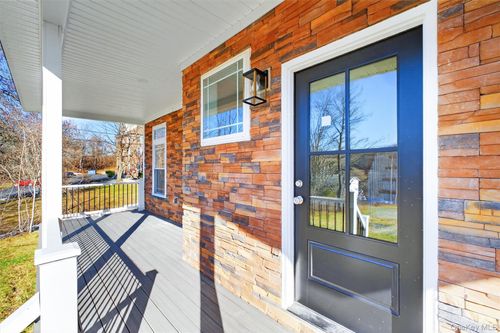 104B North Rd, Highland, NY, 12528-1034 | Card Image