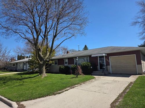 425 Bishop Avenue, Plymouth, WI, 53073 | Card Image