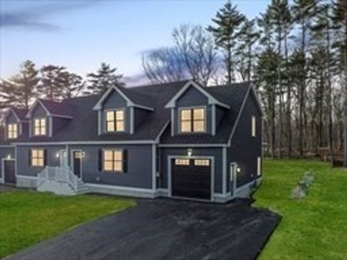 11 Main St, Newbury, MA, 01922-1216 | Card Image