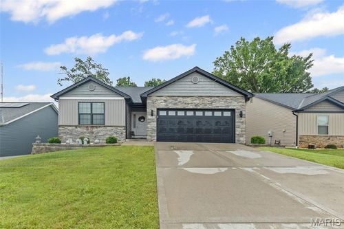 7990 Sonora Rdg, Caseyville, IL, 62232-1275 | Card Image