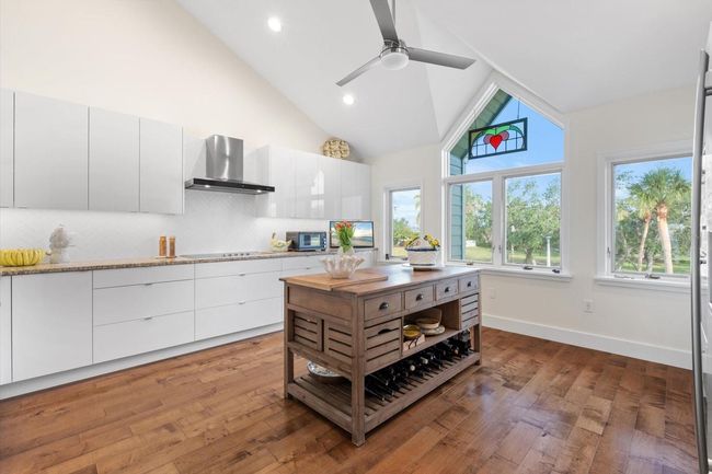 61 Tidy Island Blvd, Townhouse with 2 bedrooms, 2 bathrooms and null parking in BRADENTON FL | Image 14