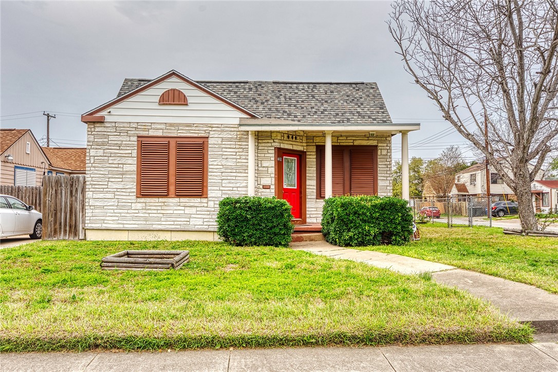 Cole St, Corpus Christi, TX 78404