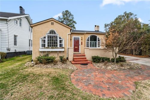 443 W Lexington Ave, High Point, NC, 27262-2537 | Card Image