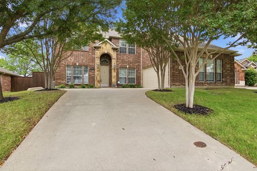 2305 Trickling Creek Dr, Garland, TX, 75041-2175 | Card Image