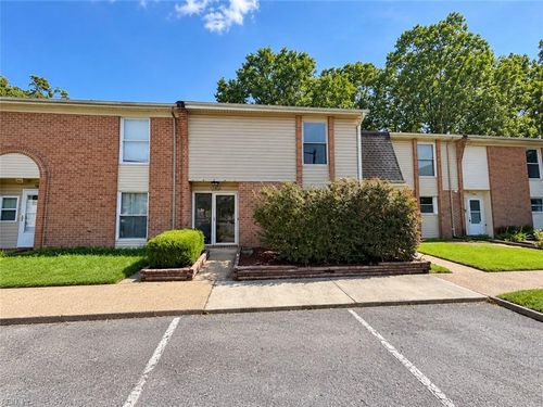 5006 Amboy Ct, Virginia Beach, VA, 23462-4234 | Card Image