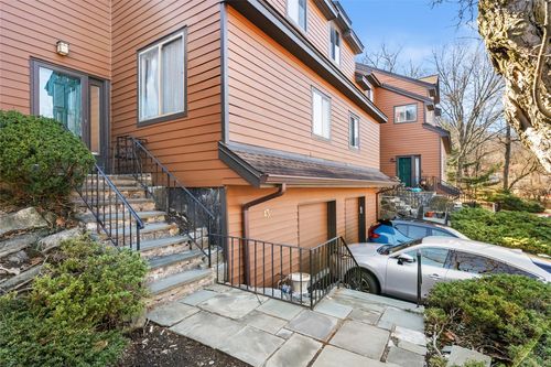 43 Sunnyside Pl, Irvington, NY, 10533-1336 | Card Image