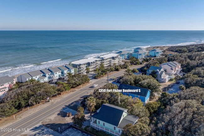 934 Fort Fisher Blvd S, House other with 5 bedrooms, 5 bathrooms and 2 parking in Kure Beach NC | Image 10