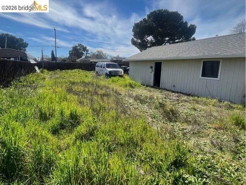 190 Raye Ave, Oakley, CA, 94561-2726 | Card Image