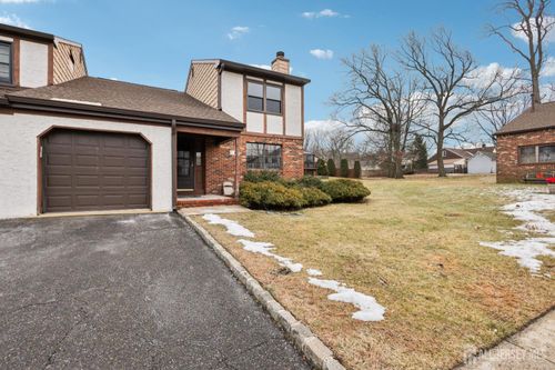 21 Wellington Ct, Sayreville, NJ, 08872-1370 | Card Image