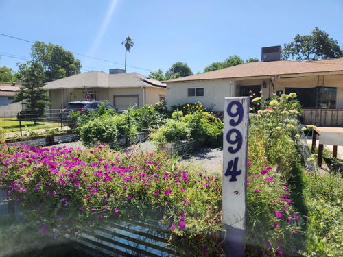 994 Fleda Ave, Olivehurst, CA, 95961-6713 | Card Image