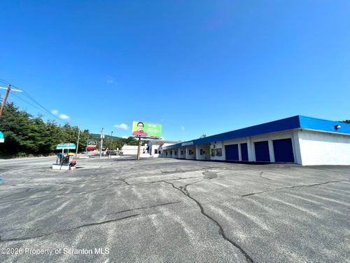 30 Sturges Rd, Peckville, PA, 18452-1300 | Card Image