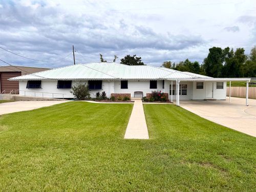 2250 River Rd, Berwick, LA, 70342-3002 | Card Image