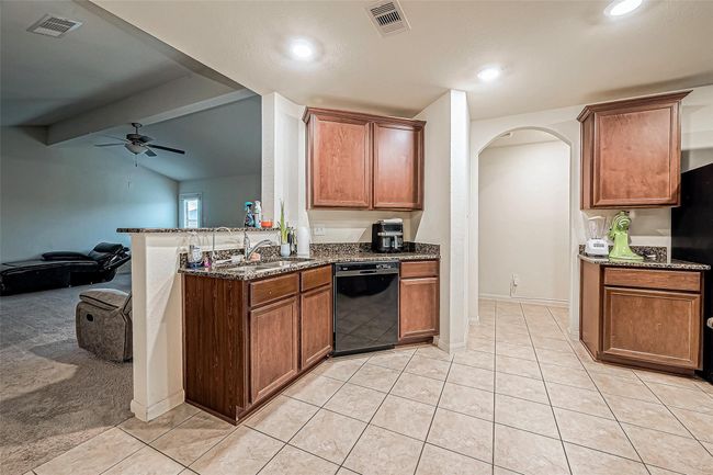 9915 Garnet Grove Dr, House other with 4 bedrooms, 2 bathrooms and 2 parking in Iowa Colony TX | Image 14