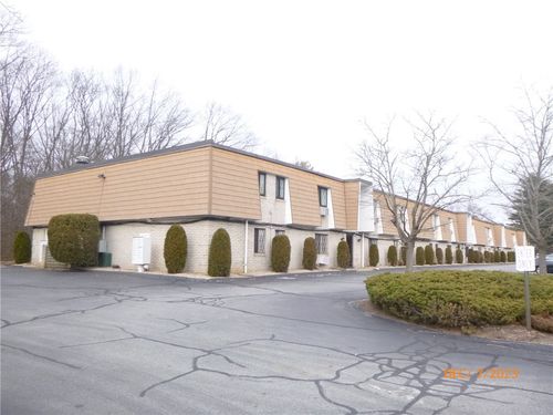 202-132 Hoffman Ave, Cranston, RI, 02920-4577 | Card Image