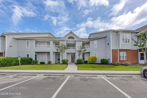 apt-101-4102 Breezewood Dr, Wilmington, NC, 28412-5159 | Card Image