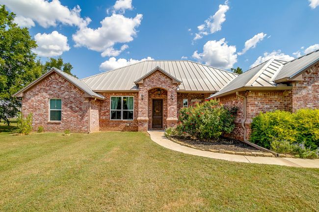 11035 Orchards Blvd, House other with 4 bedrooms, 3 bathrooms and null parking in Cleburne TX | Image 4