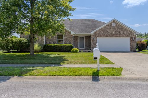 188-1119 Manchester Dr, Brownsburg, IN, 46112-7704 | Card Image