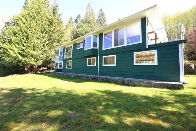 12815 Sunshine Coast Highway, House other with 3 bedrooms, 2 bathrooms and null parking in Madeira Park BC | Image 35