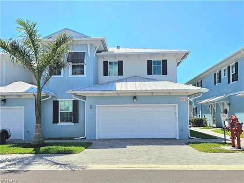 201-26330 Coco Cay Cir, BONITA SPRINGS, FL, 34135 | Card Image