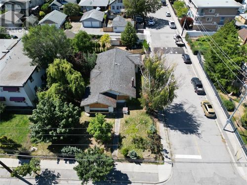 601 Winnipeg St, Penticton, BC, V2A5N1 | Card Image