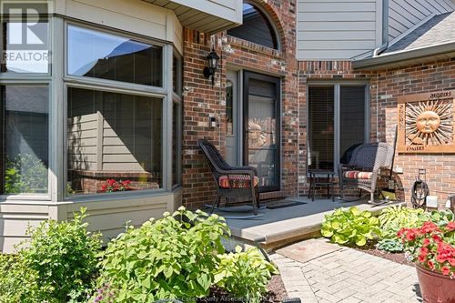 29 Fairway Cres, Amherstburg, ON, N9V3T5 | Card Image