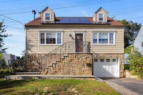 5 Tower Dr, Norwalk, CT, 06850-2420 | Card Image