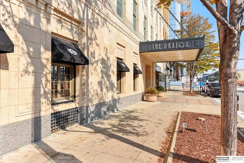 apt-402-1403 Farnam St, Omaha, NE, 68102-2249 | Card Image