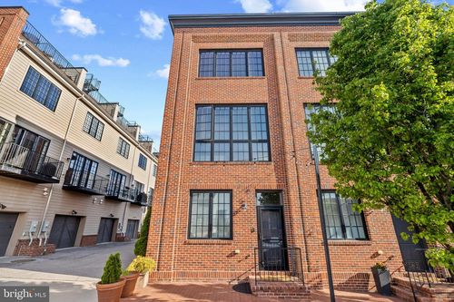 3800 Dillon St, BALTIMORE, MD, 21224-5248 | Card Image