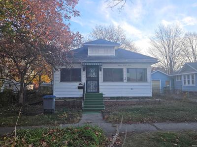 1127 Maple Row, House other with 2 bedrooms, 1 bathrooms and null parking in Elkhart IN | Image 1