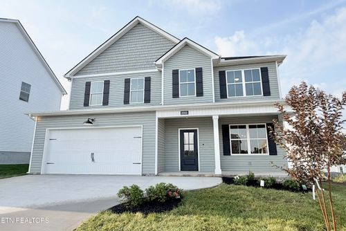 8910 Queensdale Ln, Knoxville, TN, 37924-3304 | Card Image