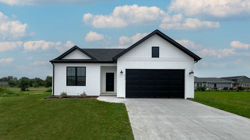 930 Dawns End, Hampshire, IL, 60140-1213 | Card Image