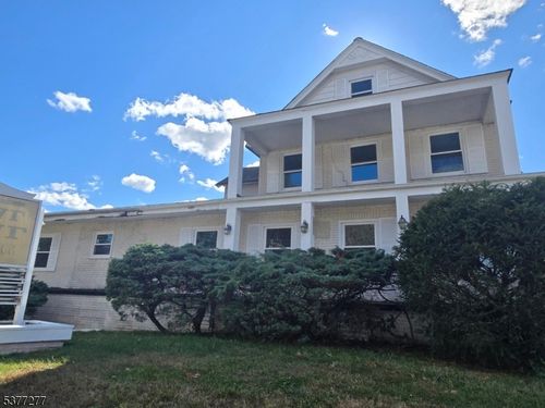 360 Us Highway 46, Mountain Lakes, NJ, 07046-1718 | Card Image