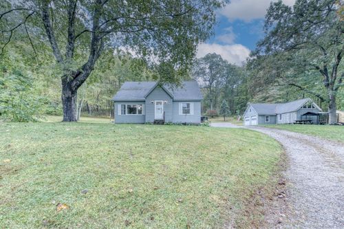 48 Khourie Rd, Baltic, CT, 06330-2313 | Card Image