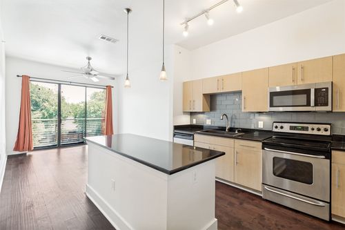 320-4414 Cedar Springs Rd, Dallas, TX, 75219-2031 | Card Image