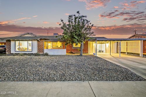 3925 W Krall St, Phoenix, AZ, 85019-1201 | Card Image