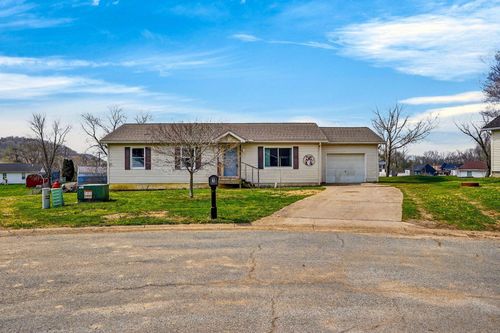 3 Willow Creek Rd, Chillicothe, OH, 45601-7838 | Card Image
