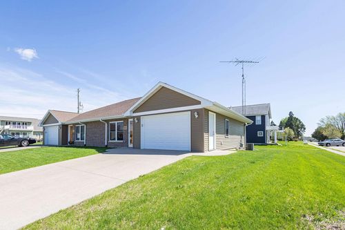 302 E Clay St, Cuba City, WI, 53807-1534 | Card Image