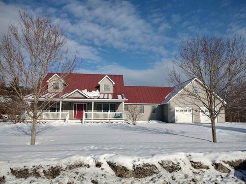 3 Greenhouse Ave, Randolph, VT, 05060-1008 | Card Image