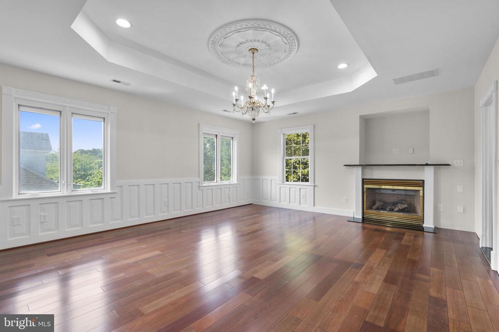 Residential in ANNAPOLIS 3