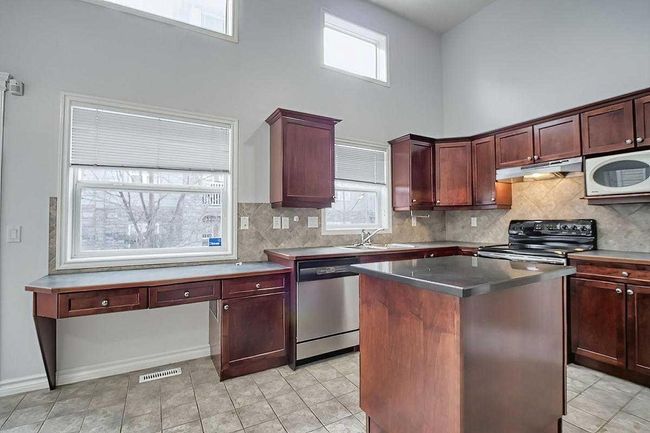 301 Inglewood Grove Se, Home with 3 bedrooms, 1 bathrooms and 2 parking in Calgary AB | Image 11