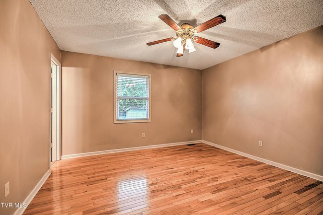 145 Linda Hts, House other with 3 bedrooms, 3 bathrooms and null parking in Fall Branch TN | Image 32