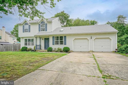 1 Paddock Way, Mount Holly, NJ, 08060-1941 | Card Image