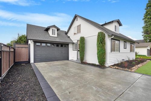 1202 Foxworthy Ave, San Jose, CA, 95118-1211 | Card Image
