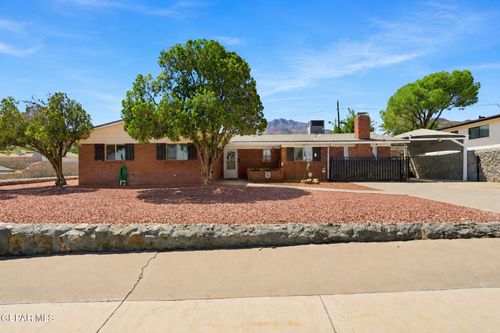 8713 Echo St, El Paso, TX, 79904-1845 | Card Image
