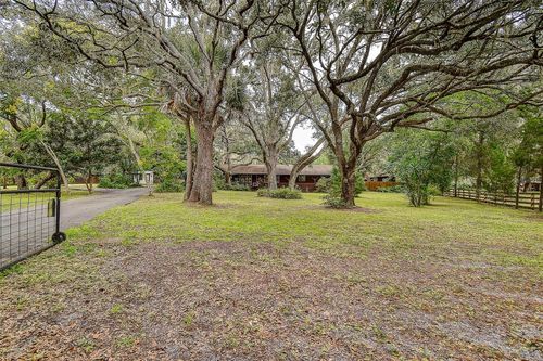 11231 Tenoaks Dr, HUDSON, FL, 34669-2348 | Card Image