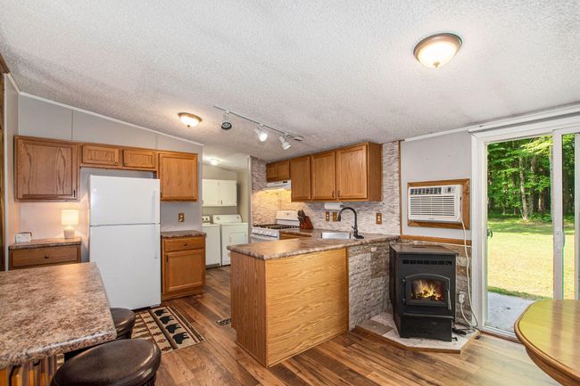 12467 S Running Deer Ln, House other with 3 bedrooms, 2 bathrooms and null parking in Grant MI | Image 7