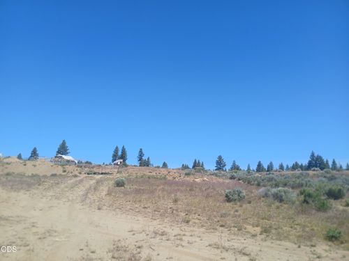 24425 Pheasant Ln, Chiloquin, OR, 97624 | Card Image